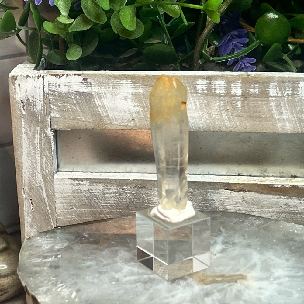 Mango Quartz - Picture 3 of 5